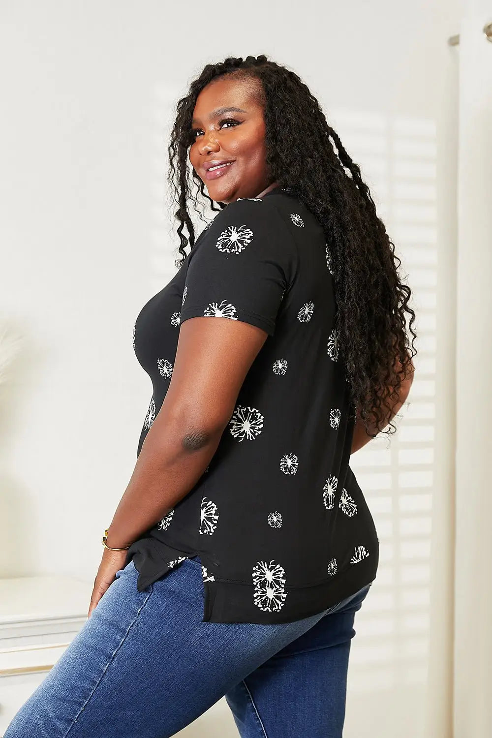 Black Dandelion Print T-Shirt - T-Shirts