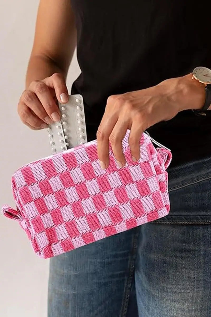 Checkered Pattern Knitted Cosmetic Pouch - Eclectage