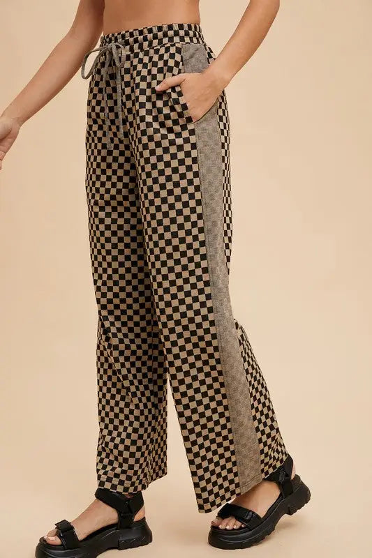 Checkered Wide Leg Camel Pants - Eclectage