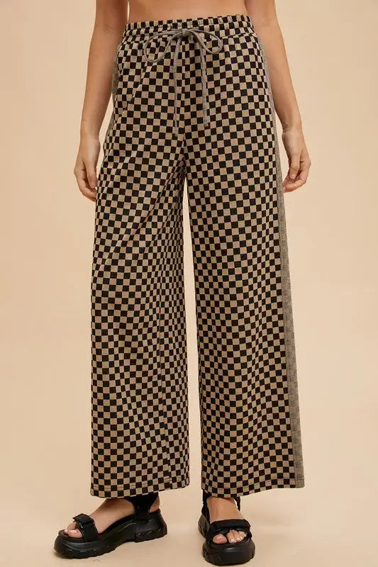 Checkered Wide Leg Camel Pants - Eclectage