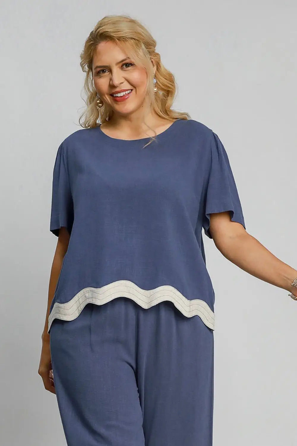 Umgee Full Size Linen Blend Scalloped Hem Top Plus Size - Eclectage
