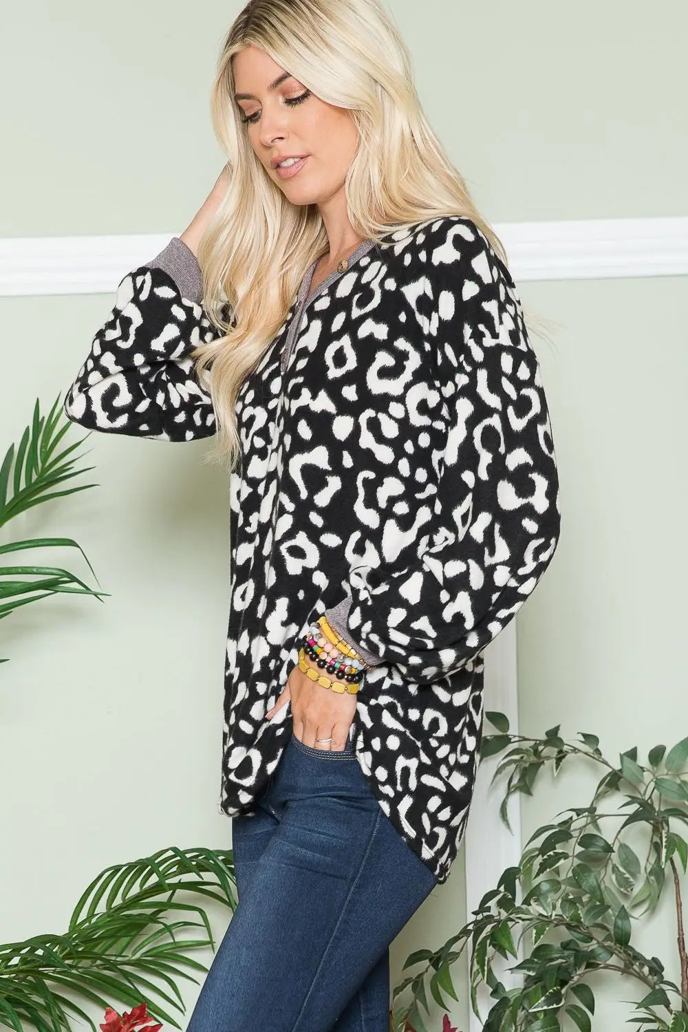 Leopard V-Neck Long Sleeve Henley Top - Eclectage