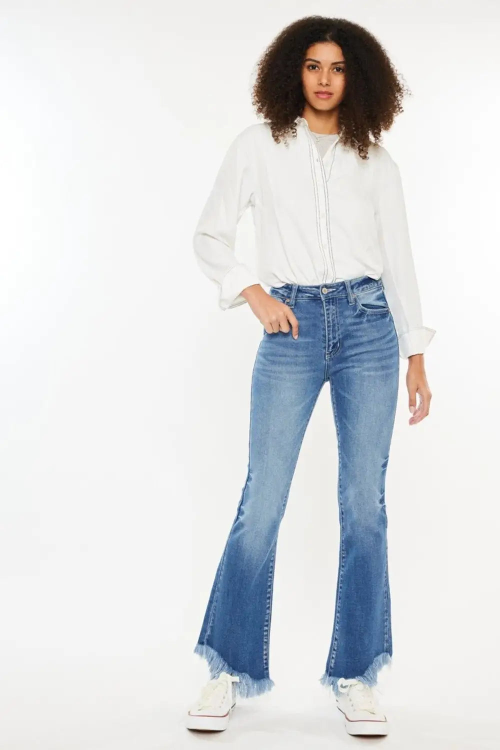 Med Blue High Rise Frayed Hem Jeans - Jeans