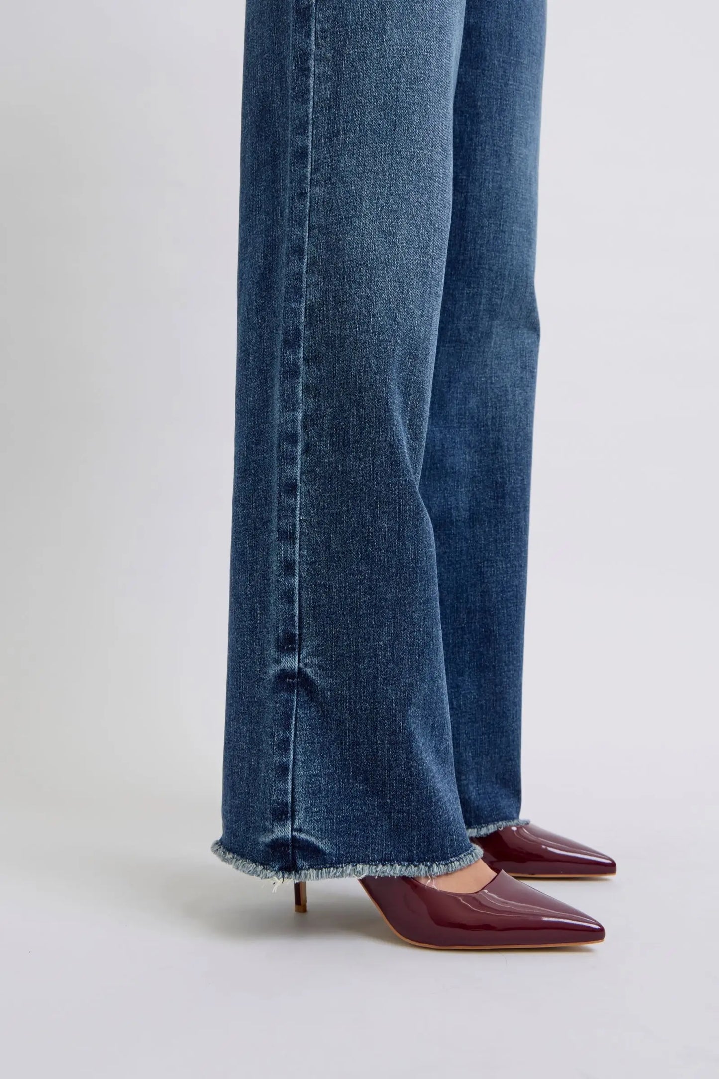 Raw Hem Mid Rise Jeans - Eclectage