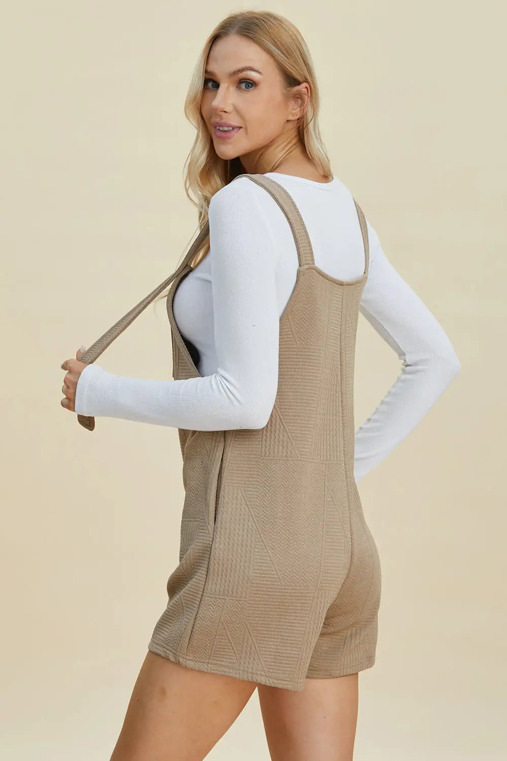 Texture Sleeveless Romper - Eclectage