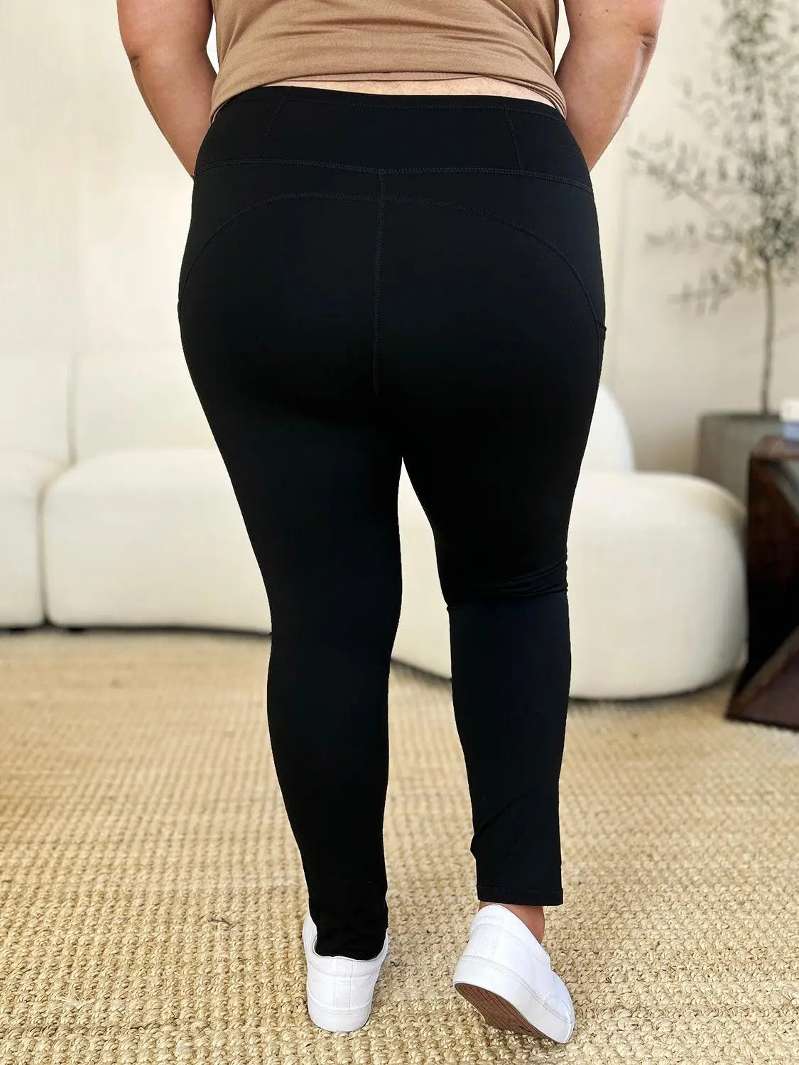 Wide Waistband Sports Leggings - Leggings