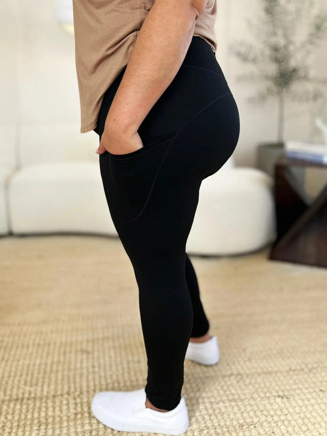Wide Waistband Sports Leggings - Leggings