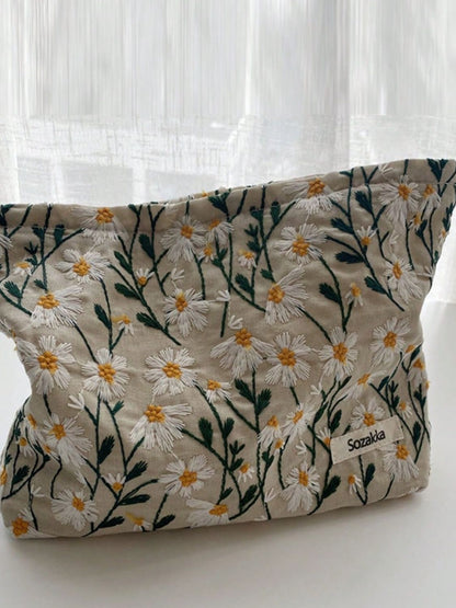 Daisy Embroidered Cosmetic Pouch - Eclectage