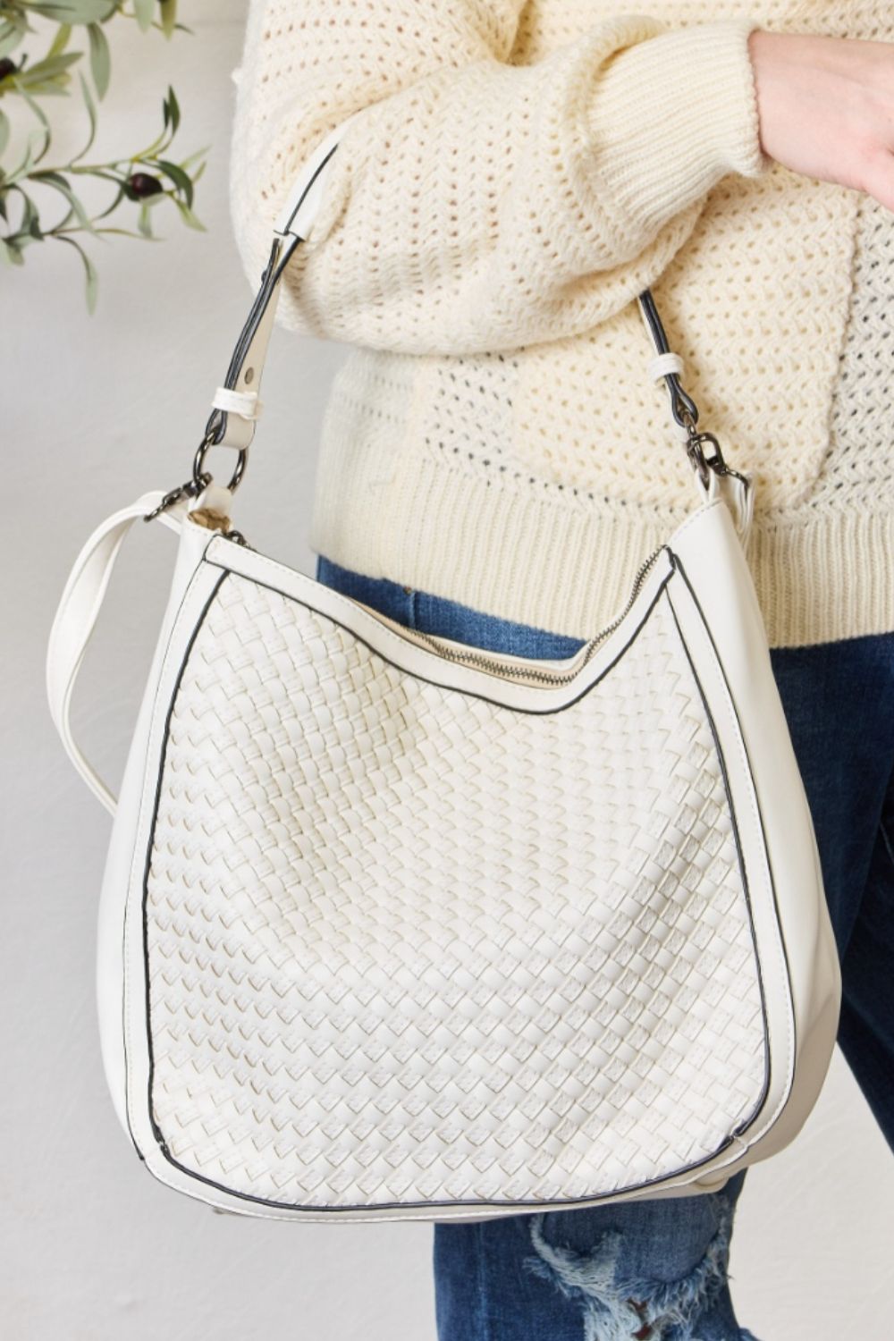 Weaved Vegan Leather Handbag - Eclectage