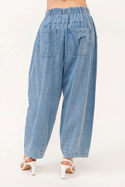 Elastic Back Pleated Baggy Jeans - Eclectage