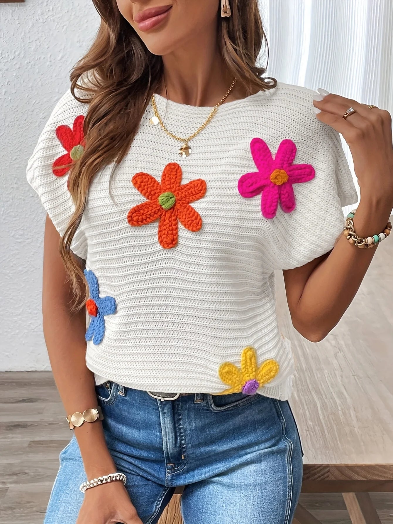 Floral Applique White Short Sleeve Sweater