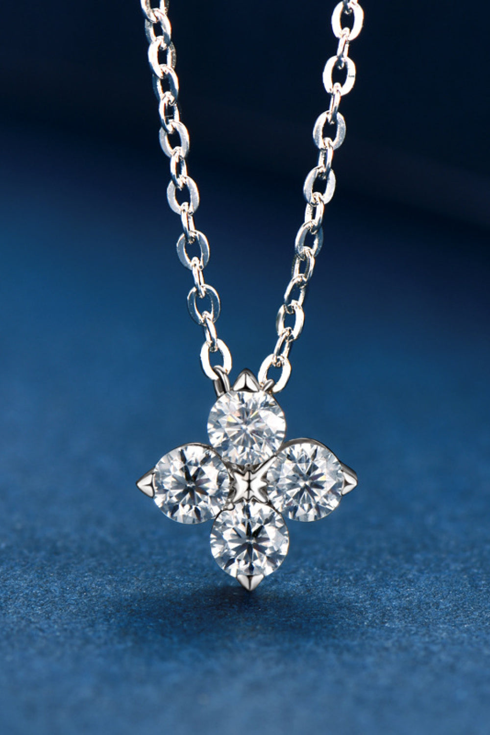 Moissanite Four Leaf Clover Pendant Necklace - Eclectage