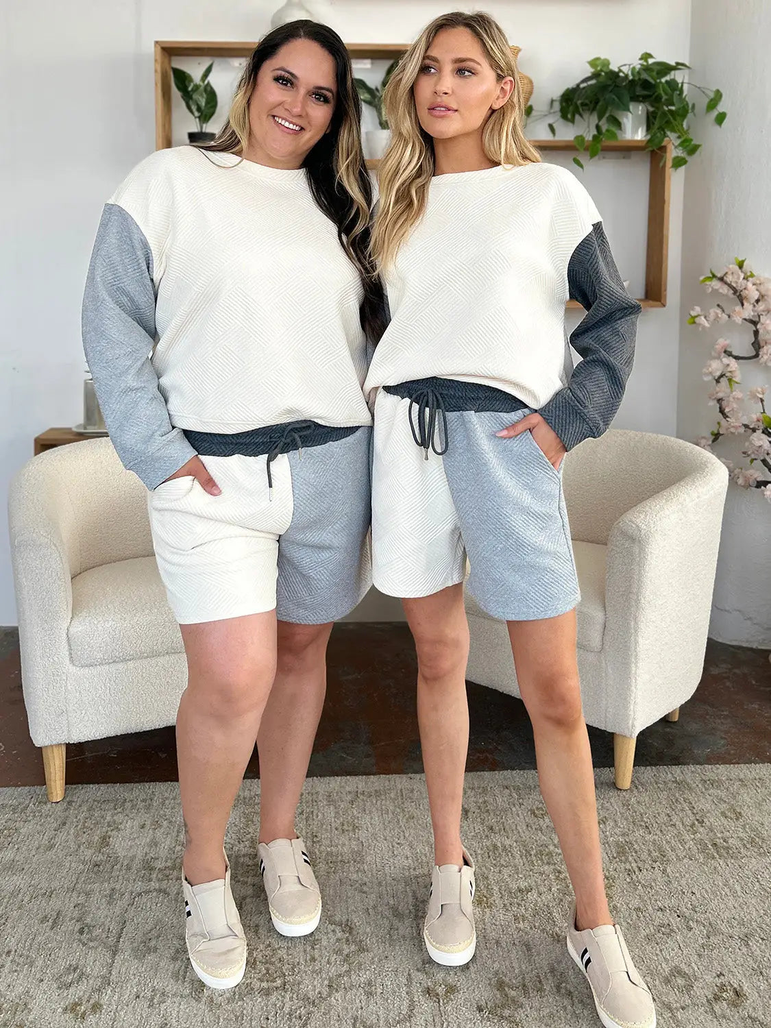 Contrast Drop Shoulder Top and Shorts Set - Eclectage
