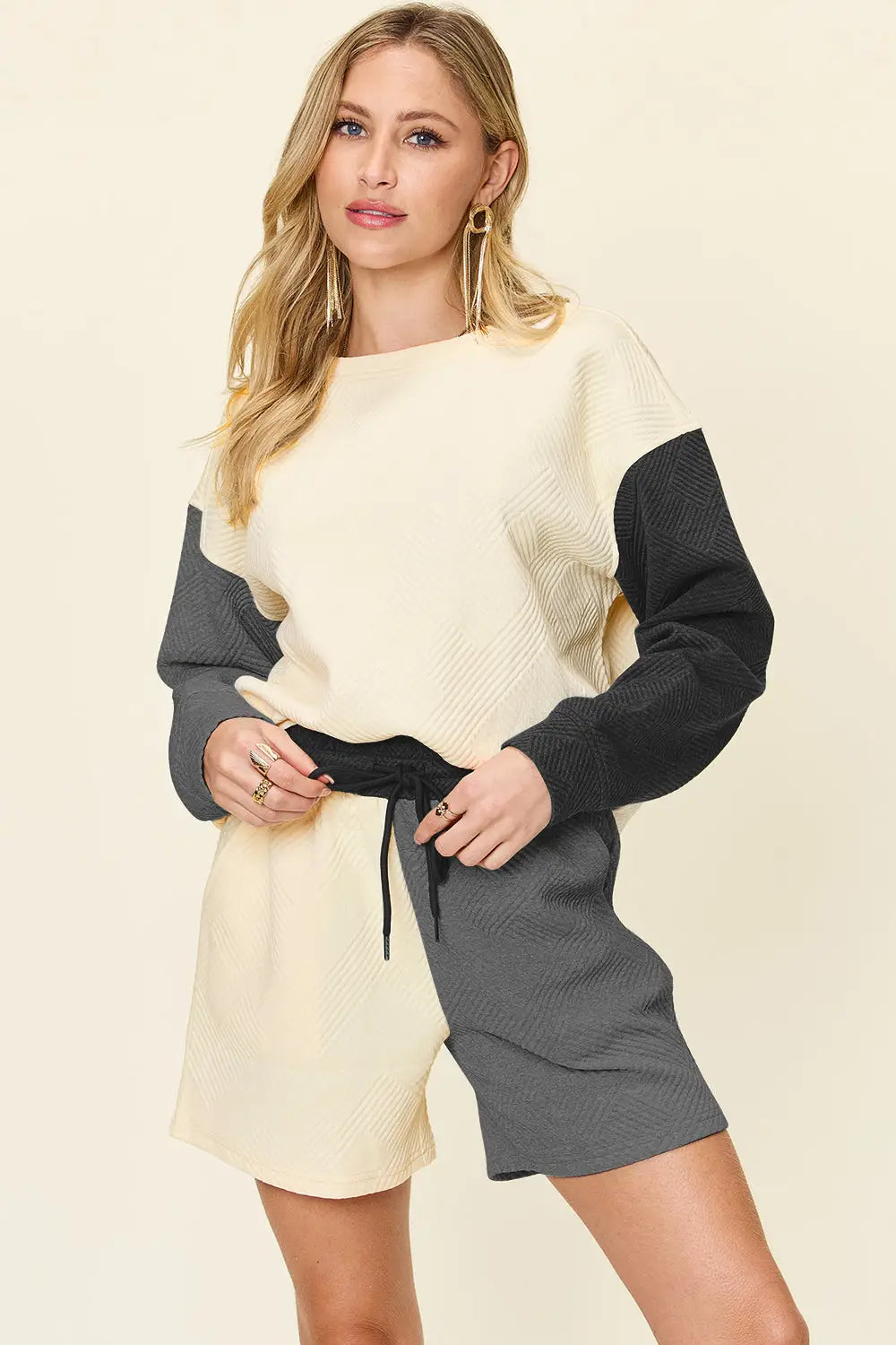 Contrast Drop Shoulder Top and Shorts Set - Eclectage