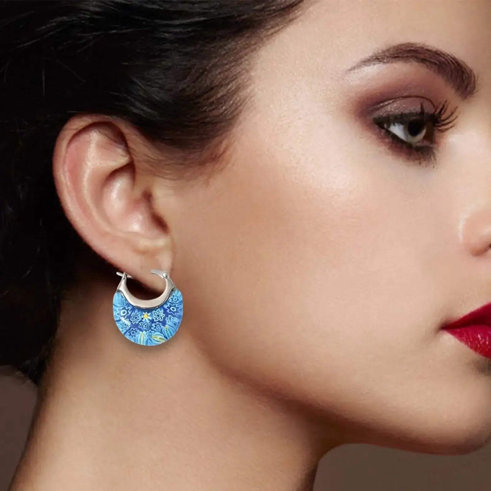 Daisy Flower Glass Hoop Earrings BU2 / United States Earrings