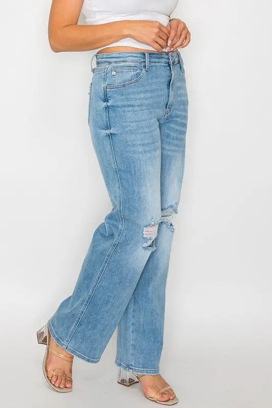 Distressed High Rise Straight Jeans - Eclectage