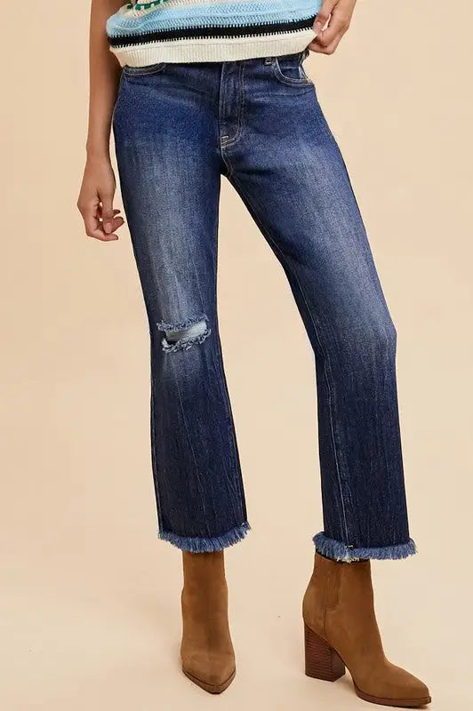 Distressed Raw Hem Cropped Jeans - Eclectage