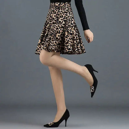 Elastic Waist Leopard Pleated Skirt