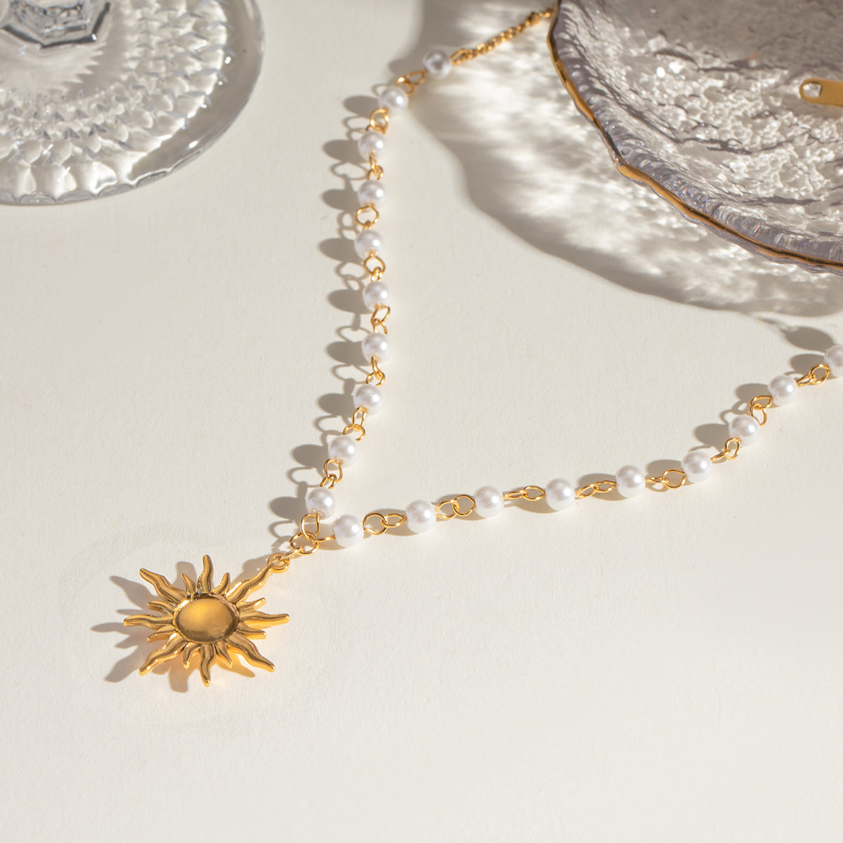 Gold-Plated Pearl Sun Necklace - Eclectage