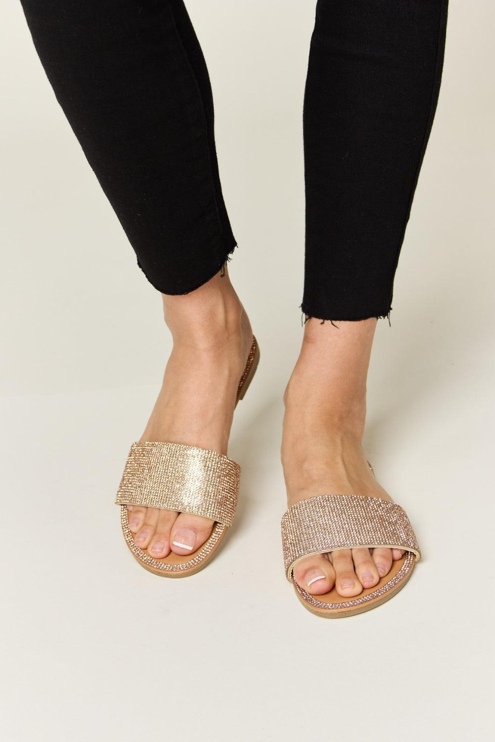 Rhinestone Open Toe Flat Sandals - Eclectage