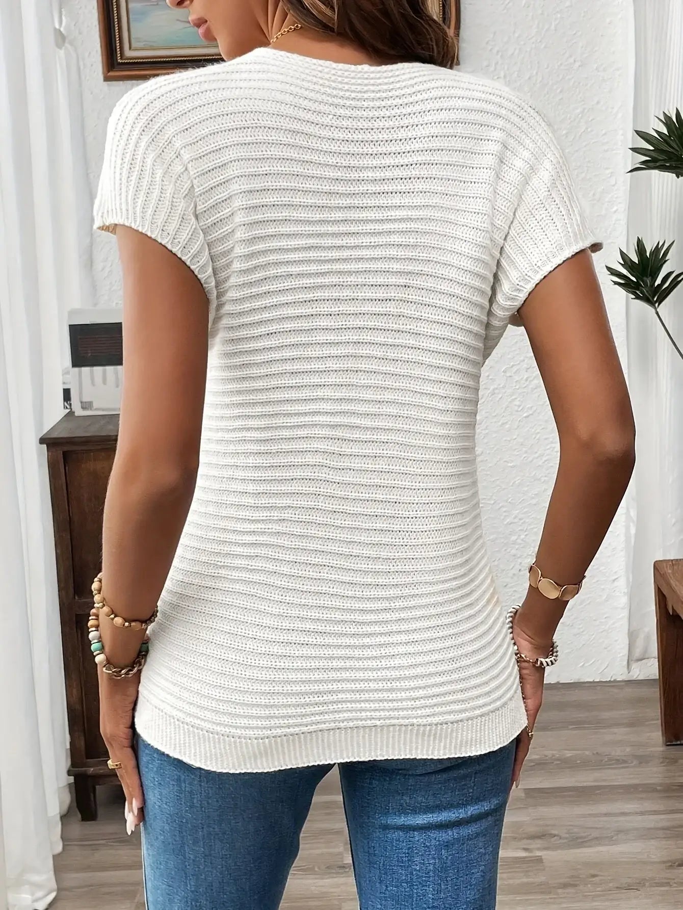 Floral Applique White Short Sleeve Sweater Sweaters