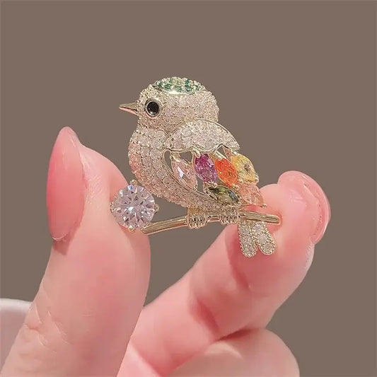 Lovely Birds Butterfly Bee Brooch For Women Pearl Rhinestone Trendy Animal Jewelry Coat Dress Lapel Pins Wedding Party