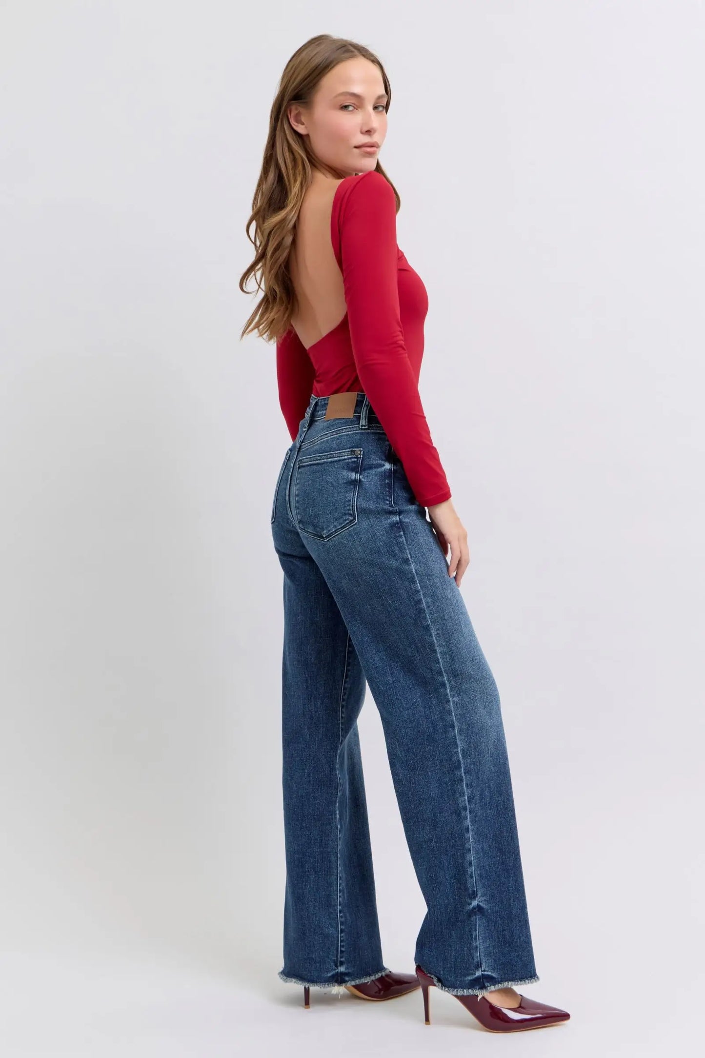 Raw Hem Mid Rise Jeans - Eclectage