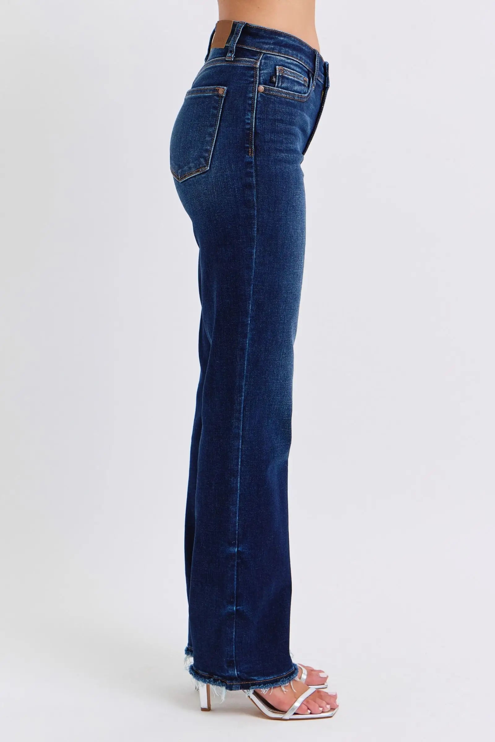 Raw Hem Straight Leg Jeans - Eclectage