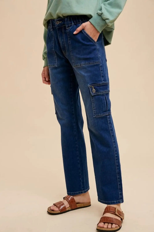 Straight Leg Jeans with Cargo Pockets - Eclectage