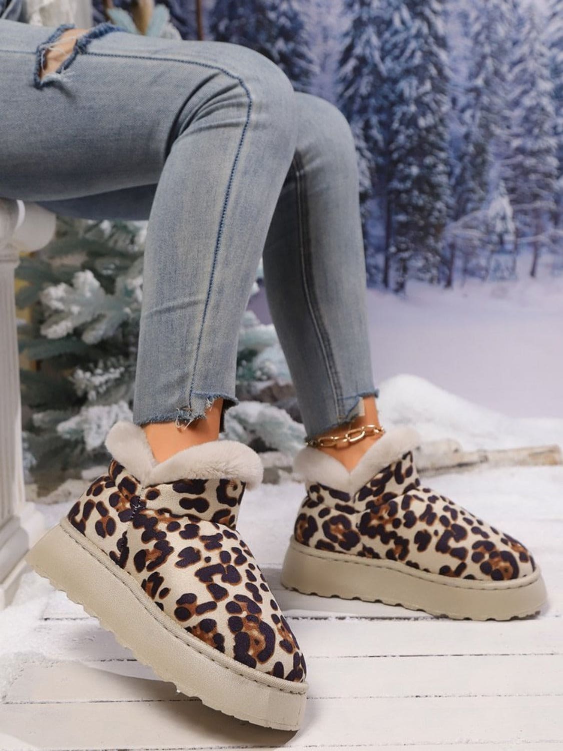 Thermal Leopard Platform Boots 2 Colors