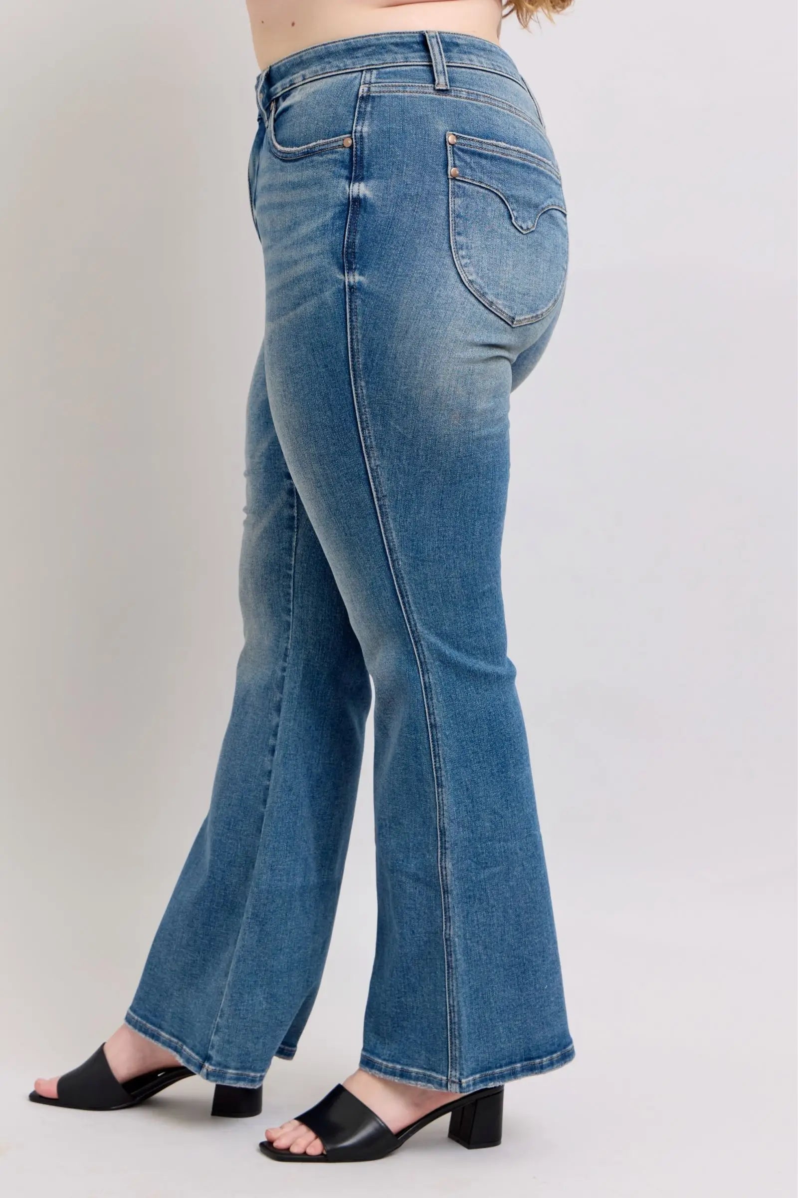 Tummy Control Vintage Wash Jeans - Eclectage