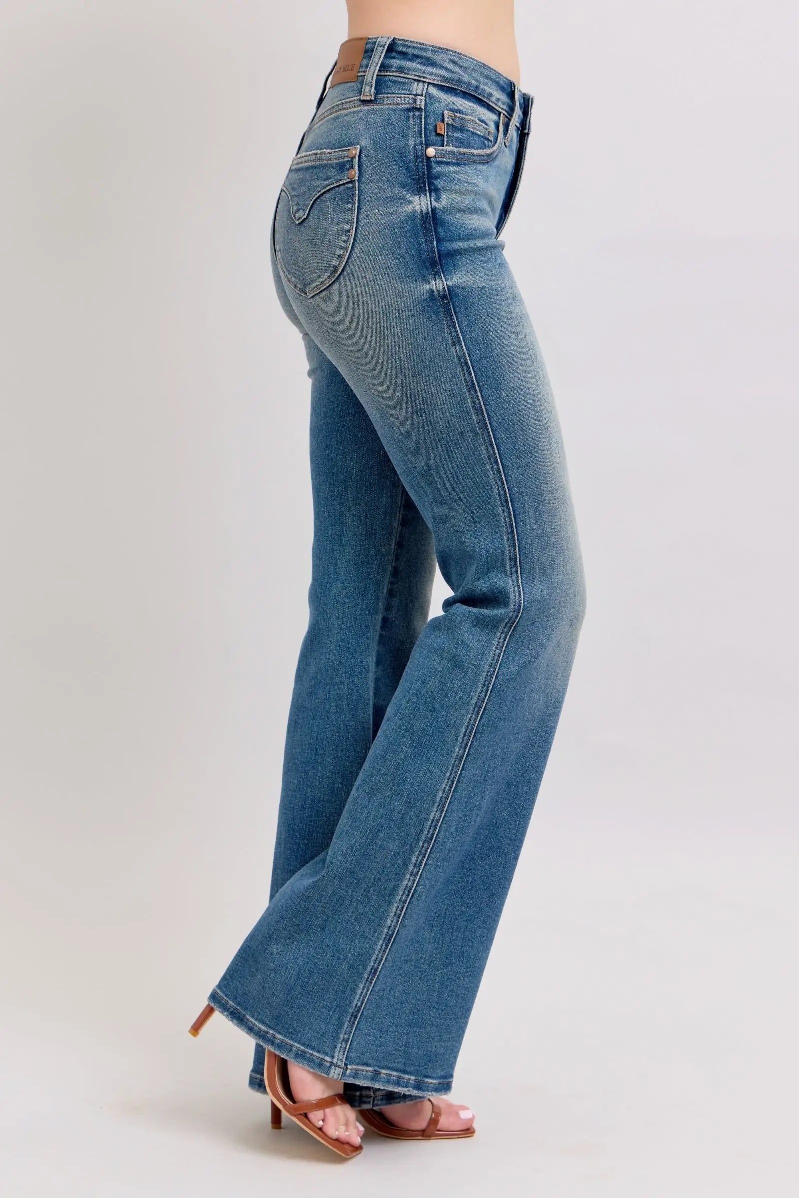 Tummy Control Vintage Wash Jeans - Eclectage