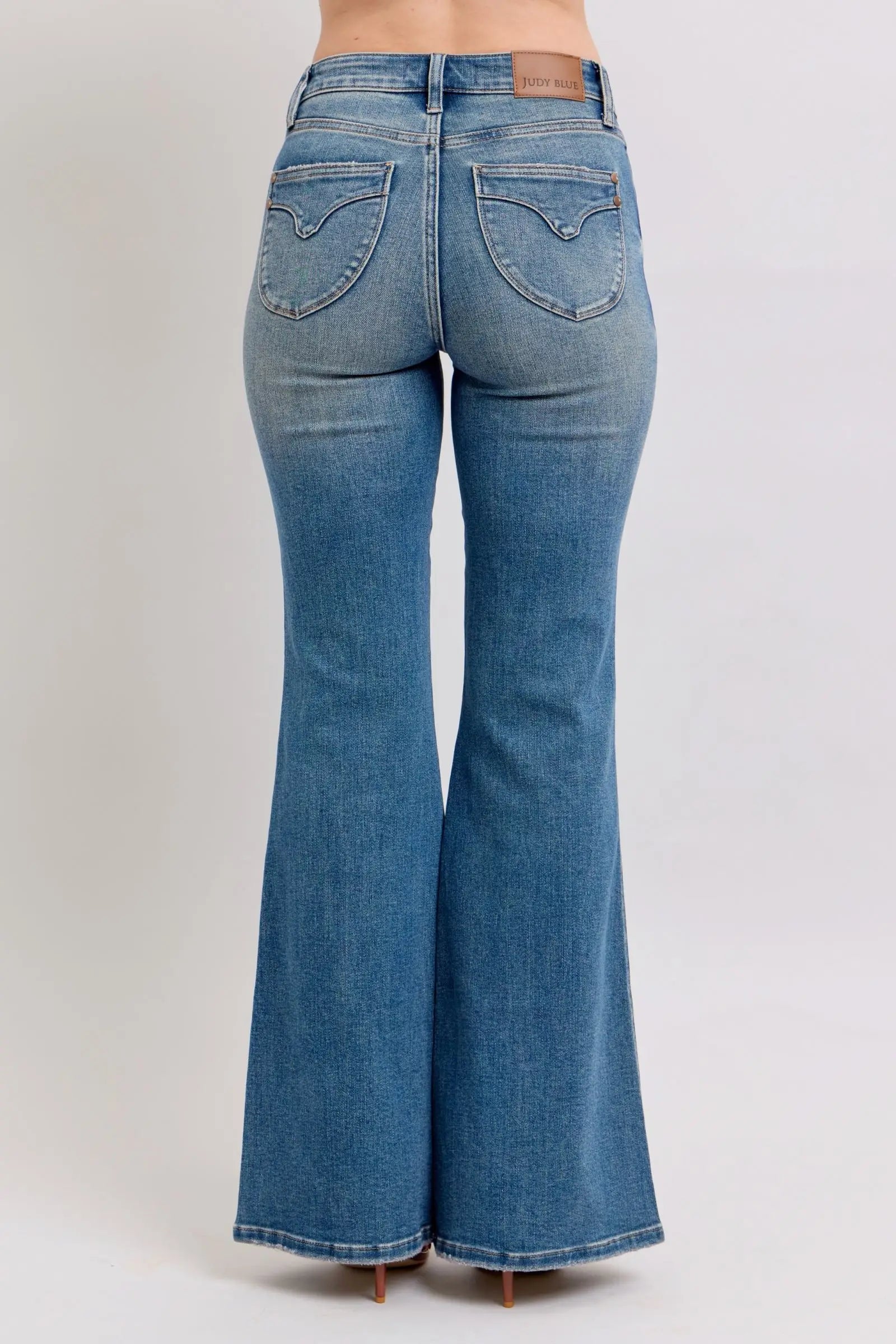 Tummy Control Vintage Wash Jeans - Eclectage