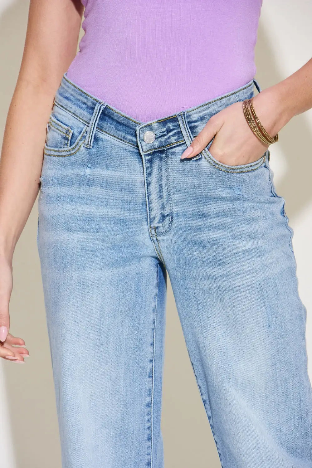 Judy Blue Full Size V Front Waistband Straight Jeans - Eclectage
