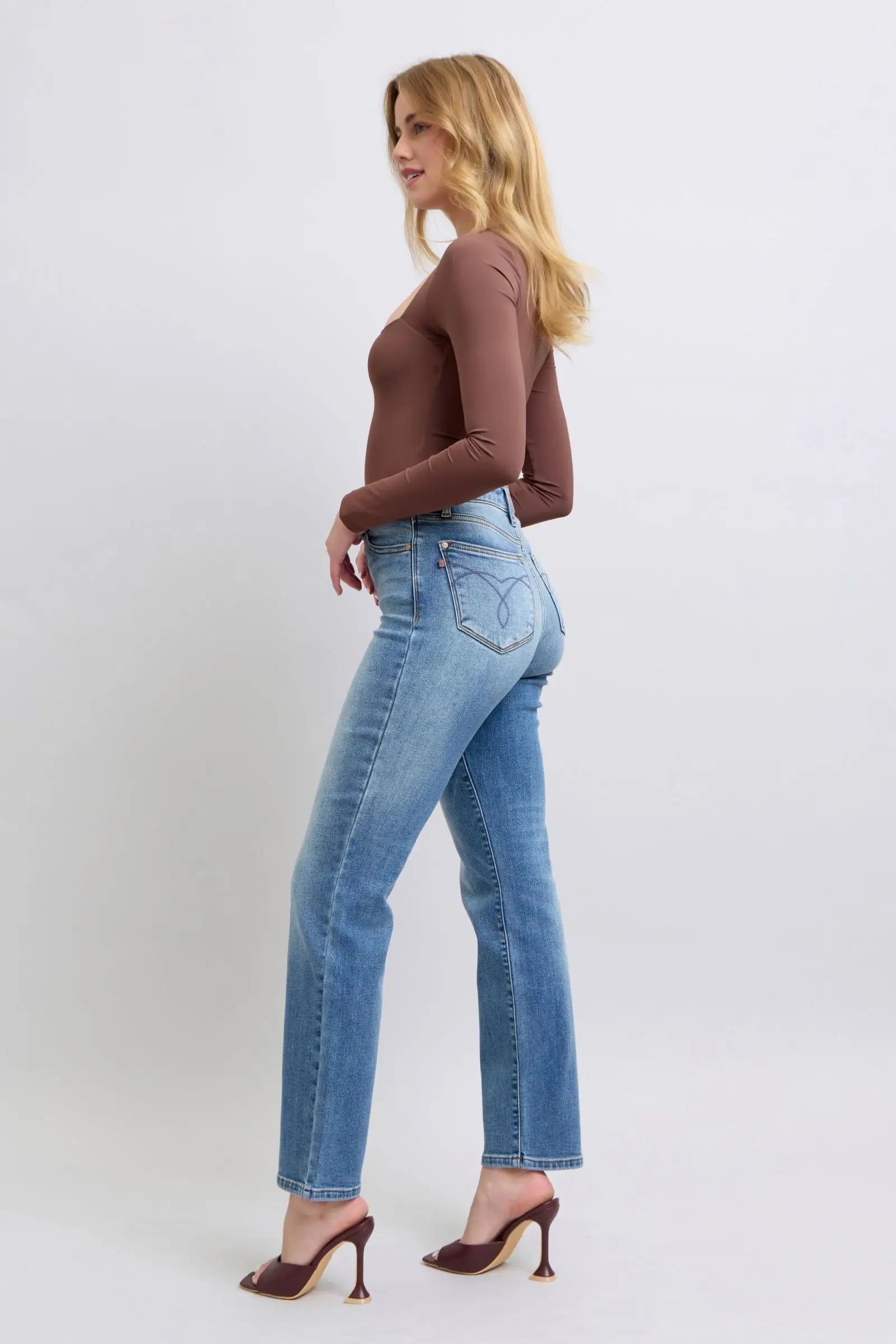 Vintage Wash Thermal Straight Jeans - Eclectage
