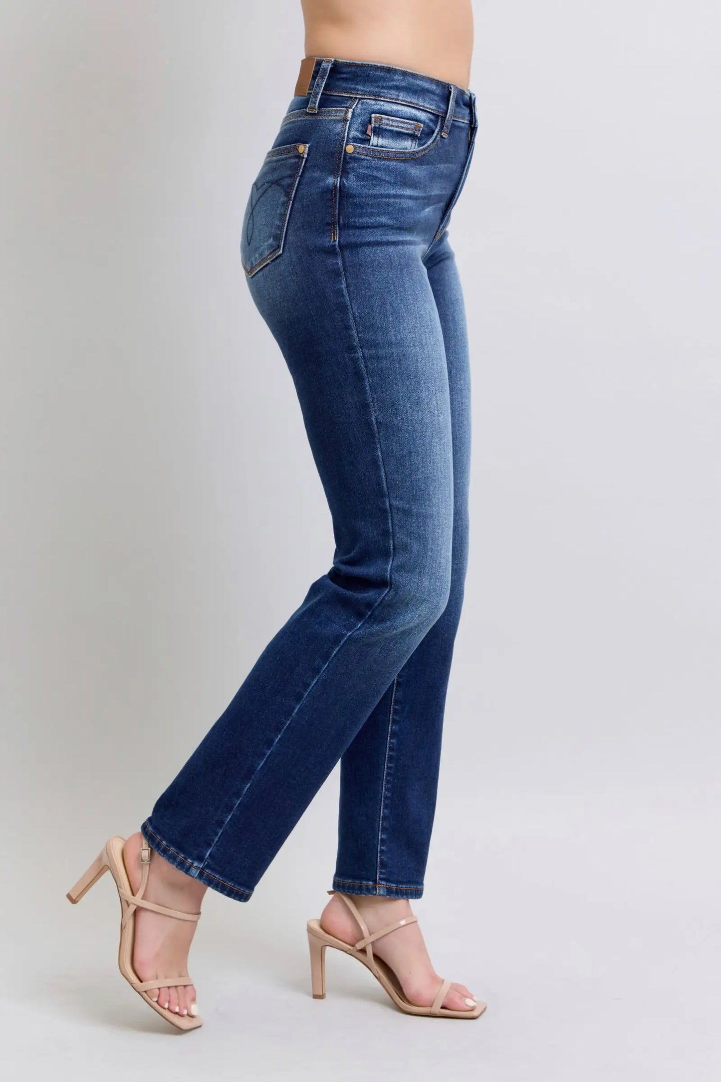 Washed Straight Dark Leg Jeans - Eclectage